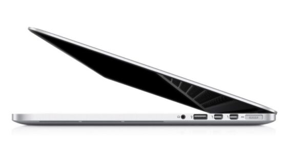Nove prenosne računalnike Apple MacBook Pro naj bi z enim polnjenjem uporabljali kar vrtoglavih 15 ur!
