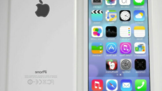 Razkrite maloprodajne cene poceni mobilnika iPhone 5C