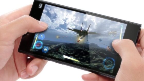 Zmogljivi mobilnik Xiaomi Mi3 bo v Evropo prispel že proti koncu leta!