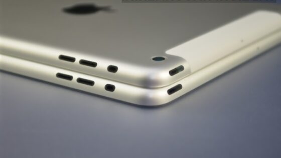 Na tabličnih računalnikih iPad 5 in iPad mini 2 bo nameščen mobilni operacijski sistem iOS 7.