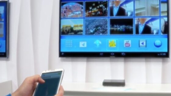 Samsung HomeSync je namenjen shranjevanju in takojšnjemu deljenju večpredstavnostnih vsebin prek zasebnega oblaka.