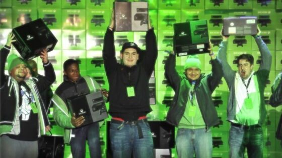 Igričarji so nad igralno konzolo Xbox One izjemno navdušeni.
