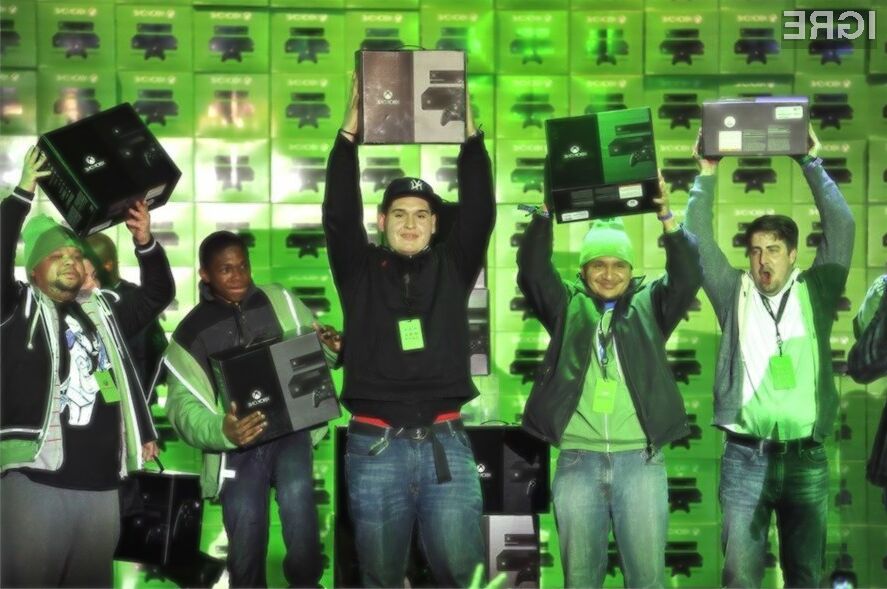 Igričarji so nad igralno konzolo Xbox One izjemno navdušeni.