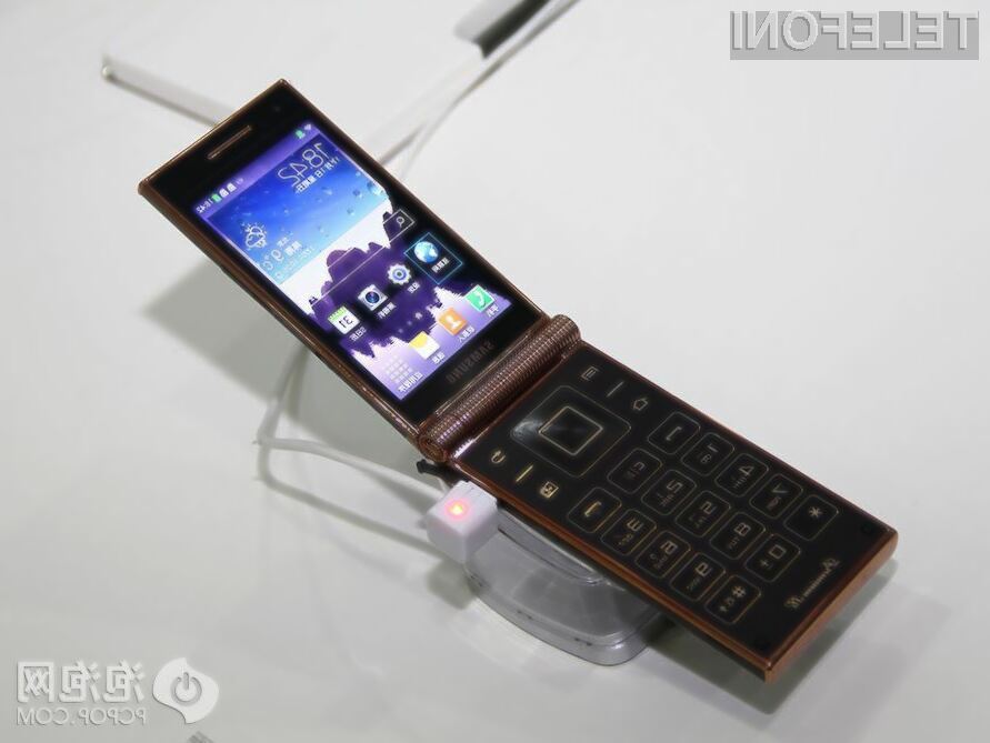 Za podjetje Samsung so preklopni mobilniki še vedno »in«!