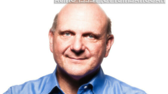 Izvršni direktor Microsofta Steve Ballmer je naznanil odstop.