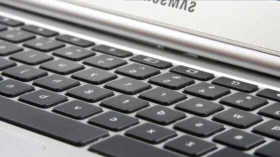 Novi Samsung Chromebook bo kot nalašč tako za namene študija kot poslovna okolja!