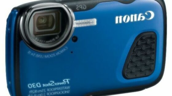 Digitalni fotoaparat Canon PowerShot D30 je kot nalašč za uporabo v najtežjih pogojih, bodisi na kopnem bodisi pod vodo.