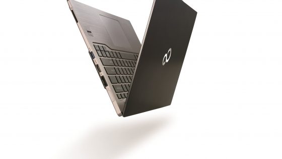 Fujitsu Lifebook U904 je najtanjši 14-palčni poslovni prenosnik na svetu.