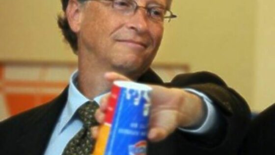 Bill Gates naj bi vse delnice podjetja Microsoft prodal že sredi leta 2018
