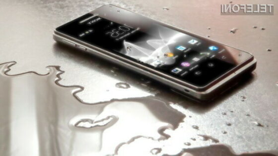 Pri podjetju Sony so prepričani, da so vodotesne mobilne naprave »zakon«, saj jih lahko uporabljamo ob vsaki priložnosti!