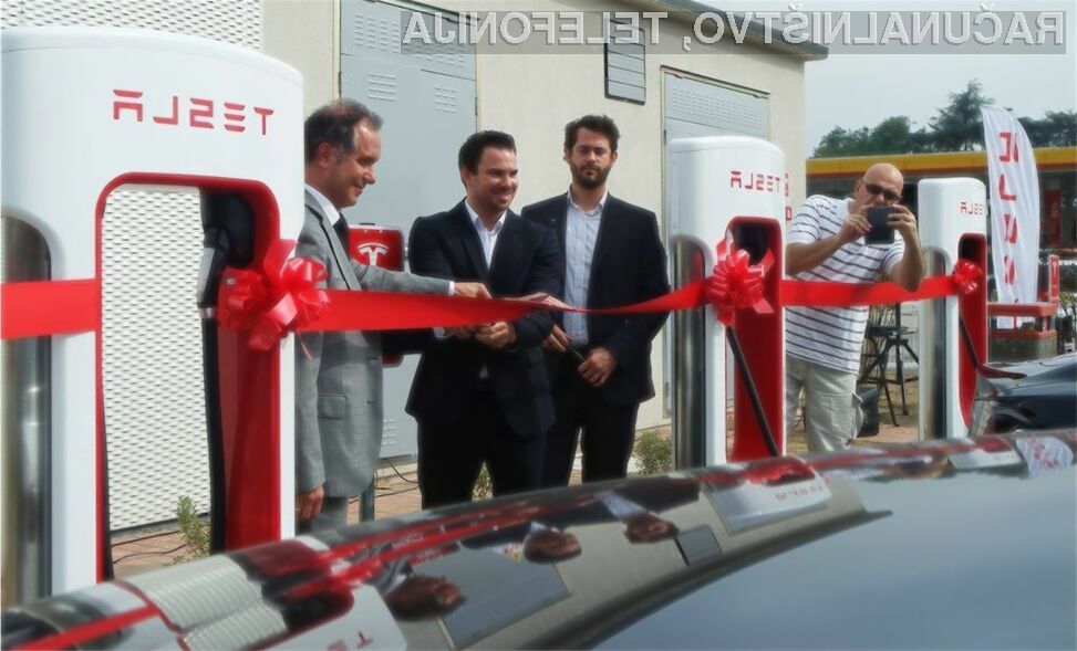 Supermoderno polnilno postajo za električne avtomobile Tesla Motors naj bi kmalu dobili tudi v Sloveniji!