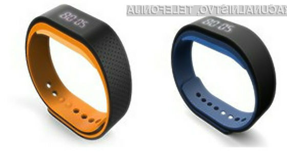 Pametno zapestnico Lenovo Smartband SW-B100 bomo lahko uporabljali celo med plavalnimi aktivnostmi.
