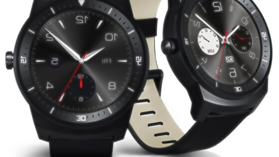 Pametna ročna ura LG G Watch R navdušuje tako po strojni kot oblikovni plati.