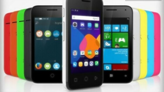 Kupec pametnega mobilnega telefona Alcatel Pixi bo lahko izbiral med kar tremi mobilnimi operacijskimi sistemi!