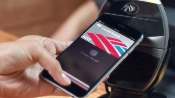 Plačilni sistem Apple Pay naj bi na Otoku zaživel še pred koncem poletja.