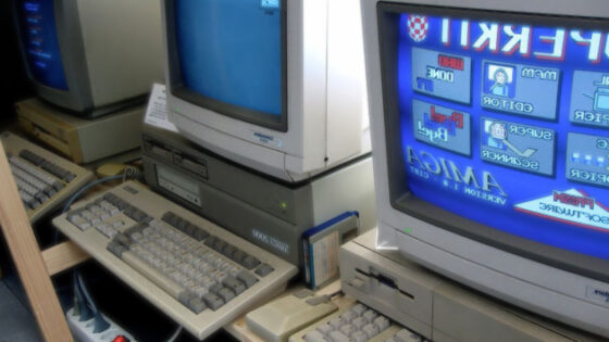 Računalniki Commodore Amiga 2000 naj bi še vedno odlično opravljali delo nadzornih sistemov klimatskih naprav in ogrevalnih sistemov.
