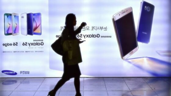 Novi Samsung Galaxy S6 Plus bo v imenu posnemal večji iPhone.