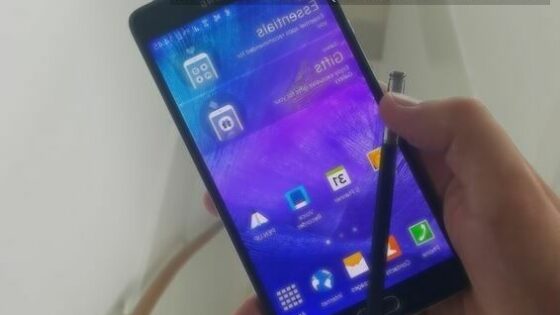 Samsung Galaxy Note 5 naj bi bil naprodaj pred novim mobilnikom iPhone!