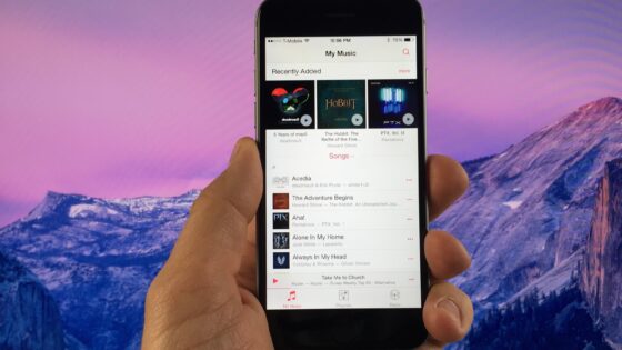 Novi iOS 8.4 prinaša lastnikom Applovih mobilnih naprav težko pričakovano glasbeno storitev Apple Music.