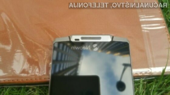 Pametni mobilni telefon Oukitel K10000 bomo brez polnjenja lahko uporabljali tudi več dni zapored!
