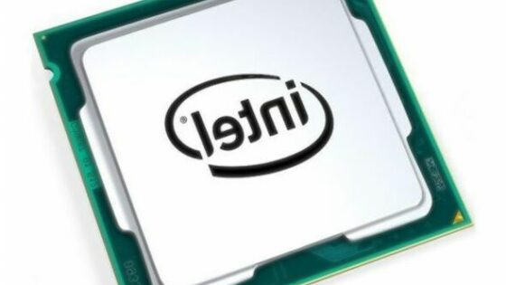 Podjetje Intel je za prenosne računalnike pripravil kar štiri procesorje s procesorskimi sredicami Skylake.