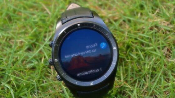 Zeaplus K18: Prva pametna ročna ura s čistokrvnim Androidom!