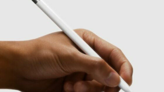 Digitalno pero Apple je na običajnih tablicah iPad povsem neuporabno!