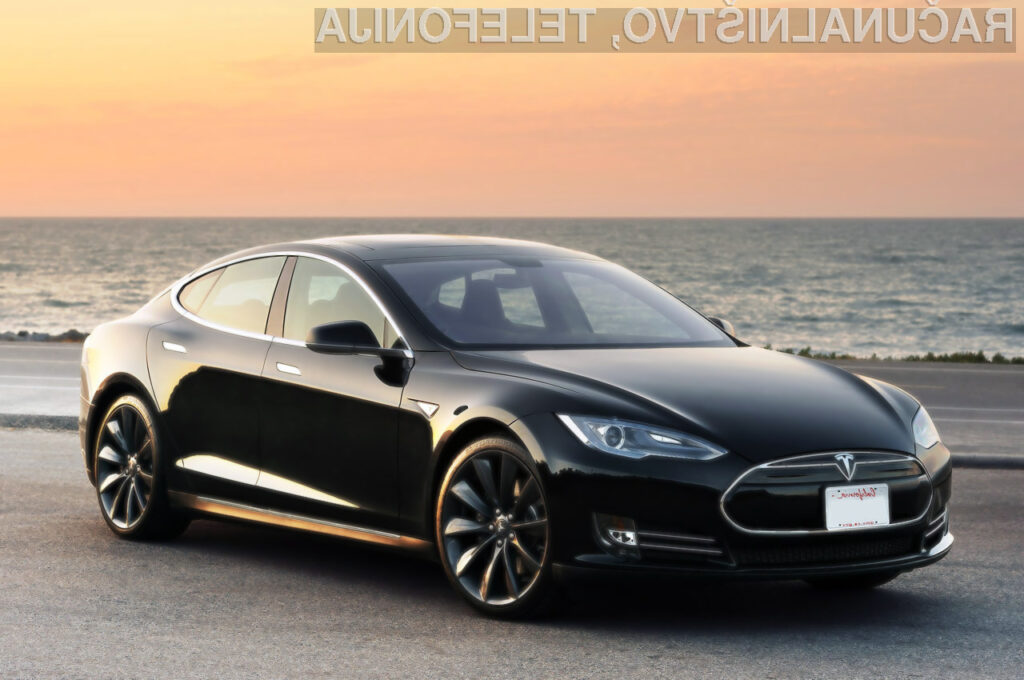 Tesla Motors Model S je bogatejši za avtopilota!