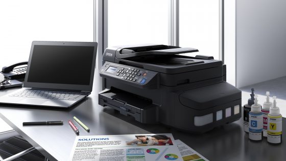 Nova Epsonova večnamenska naprava s sistemom posod s črnilom in možnostjo samodejnega obojestranskega tiskanja