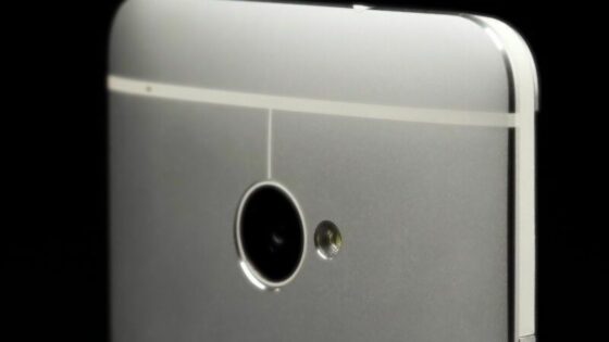HTC ni ne potrdil ne zanikal govoric o pripravi pametnega mobilnega telefona One X9.