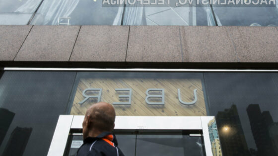 Sporno storitev Uber je doslej uporabila že več kot milijarda potnikov!
