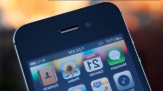 Mobilnik iPhone 4S bo s sistemom iOS 9.2.1 deloval precej hitreje!