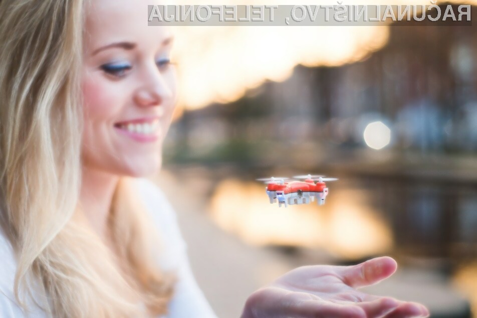 Dron TRNDLabs SKEYE Nano meri zgolj 4 × 4 × 2 centimetrov!