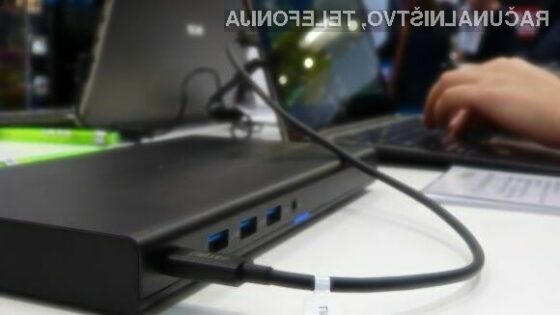 Zunanja grafična kartica Acer Graphics Dock znatno poveča grafično zmogljivost prenosnika.