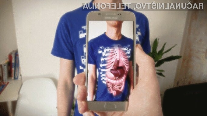 Kratka majica Virtuali-Tee je nedvomno odlično sredstvo za raziskovanje človeškega telesa!