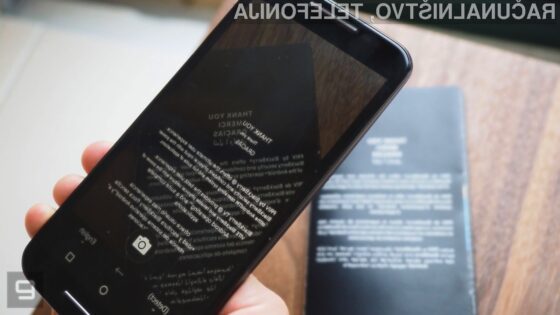 Za prevajanje besedila s prevajalnikom Microsoft Translator zadošča uporaba digitalnega fotoaparata.