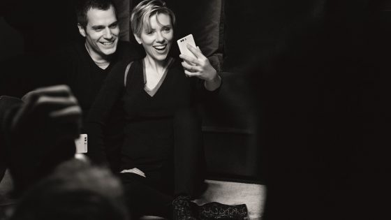 Scarlett Johansson in Henry Cavill sta obraza nove Huaweijeve kampanje