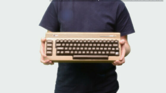 Igralna konzola The 64 je namenjena igranju iger, ki so bile pripravneje za legendarni Commodore 64.