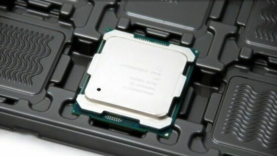 Superzmogljivi procesorji Intel Broadwell-E naj bi bili naprodaj še pred začetkom poletja!