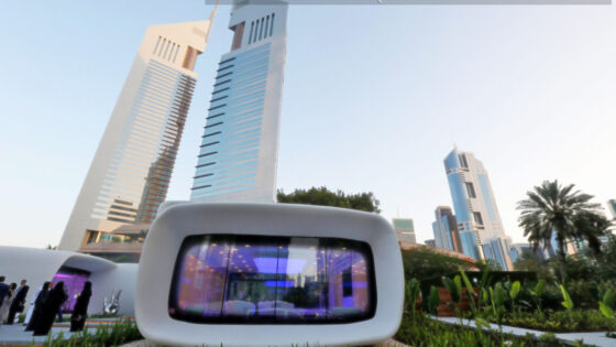 Do leta 2030 naj bi bilo s 3D tiskalnikom natisnjenih že kar četrtina vseh novih stavb v Dubaju.