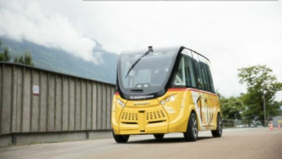 Na švicarskih cestah prvi avtonomni avtobusi