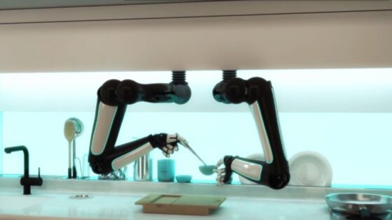 Kuhinjski robot podjetja Moley Robotics vam bo skuhal kar 2.000 različnih obrokov.