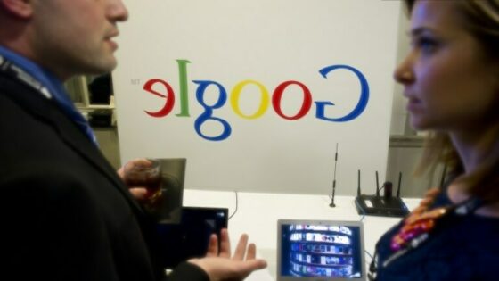 Google naj bi sprva ponudil v prodajo dva pametna mobilna telefona družine Pixel.