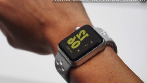 Pametna ročna ura Apple Watch Nike+ je pisana na kožo ljubiteljem športa!