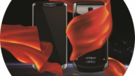 Pametni mobilni telefon Oukitel K10000s bomo brez polnjenja lahko uporabljali več dni zapored!