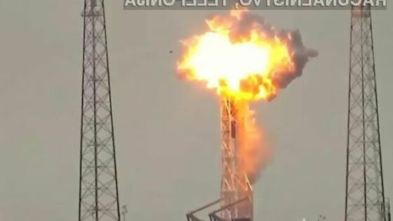 Facebooku je zagotovitev brezplačnega interneta v Afriki preprečila silovita eksplozija satelita.