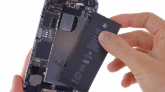 Apple (še) ne želi razkriti števila telefonov iPhone 6S z baterijami z napako.