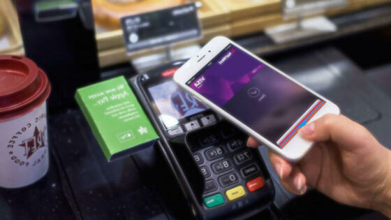 Mobilni plačilni sistem Apple Pay v ZDA preprosto nima konkurence!