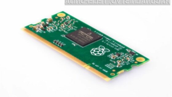 Raspberry Pi Compute Module 3 je zaradi zmogljivosti in kompaktnosti primeren tudi za nekoliko zahtevnejša opravila.