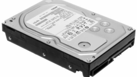 Trdi diski podjetja Hitachi HGST naj bi bili med najzanesljivejšimi na trgu.
